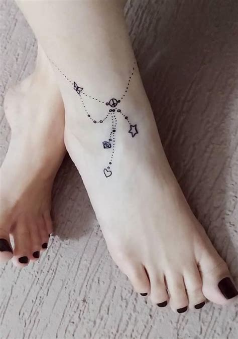 54 Beautiful Foot Tattoos to Show Off This Spring - Lily Fashion Style | Foot tattoos for women ...