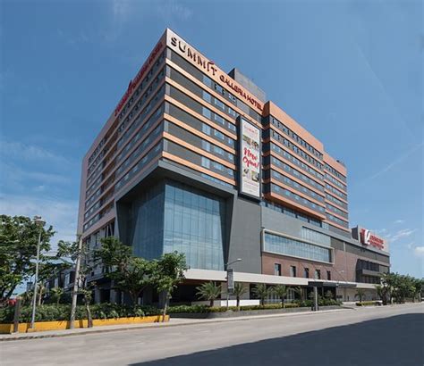 SUMMIT GALLERIA CEBU (AU$64): 2022 Prices & Reviews (Cebu City ...