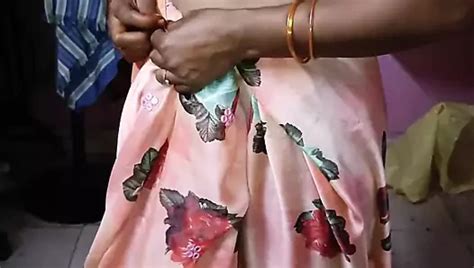 Desi Aunty Anjali Dirty Talk Sex Indian Aunty Seducing Masturbating In Bedroom Xhamster