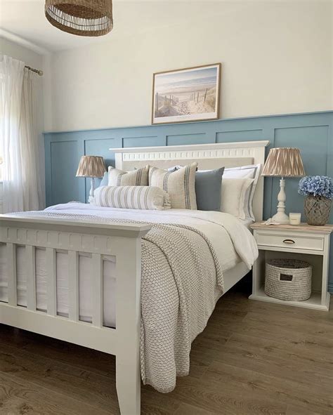 17 Re-imagined Two Tone Paint Ideas For Your Bedroom - Sleek-chic Interiors