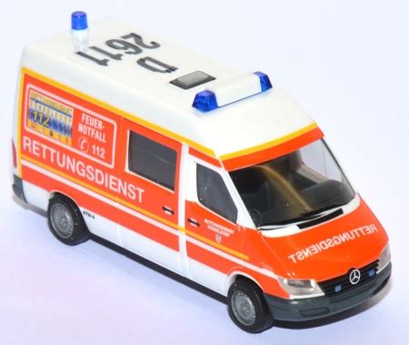 Zu Eu Shop F R Gebrauchte Modellautos Mercedes Benz Sprinter Rtw