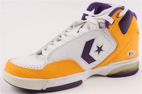 Magic Johnson Signed Converse Weapon Evo Mid Shoe (Beckett COA ...