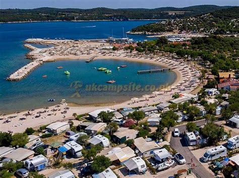 Valalta Fkk Naturist Camping Rovinj Rovinj Campsites Croatia