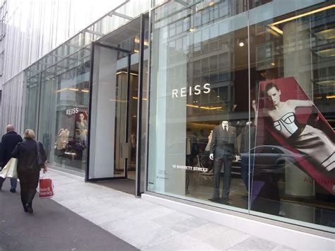 Reiss Oxford Street Store London shop - e-architect