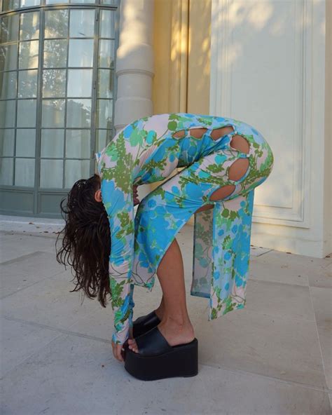 The Revealing Peekaboo Trend Replacing Naked Dresses Who What Wear