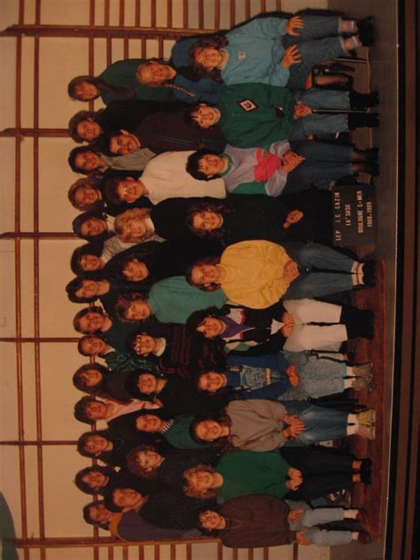 Photo de classe Terminal BEP sanitaire et Social 1èreA SASO de 1989