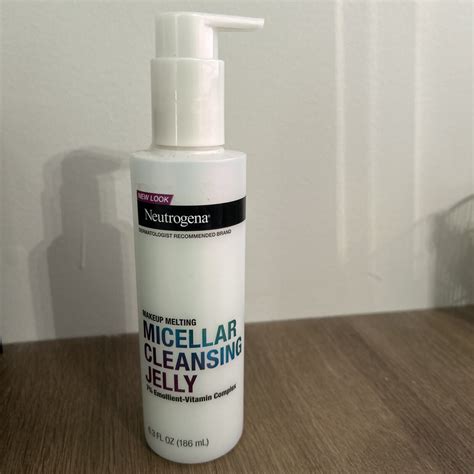 Neutrogena Makeup Melting Refreshing Jelly Cleanser 63 Fl Oz Ebay