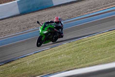 Kawasaki Ninja Zx R Se Arena Motosikal