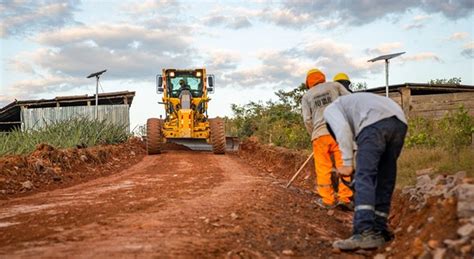 Vraem Transfieren más de S 760 mil para mejorar 19 12 km de camino