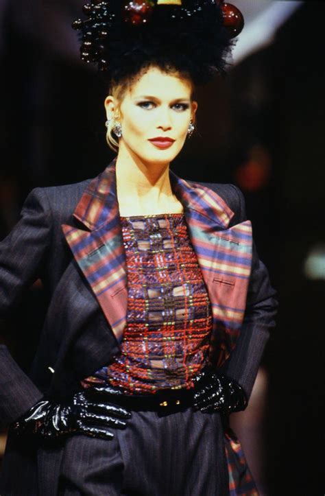 Christian Dior Couture Runway Show Fw Claudia Schiffer Dior