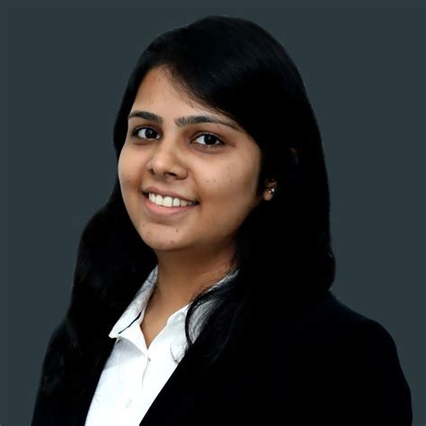 Isha Dugar Senior Associate Consultant Bain And Company Linkedin