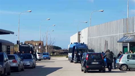 Carcere Di Salerno Grido Dallarme Del Sappe Al Prefetto Polizia