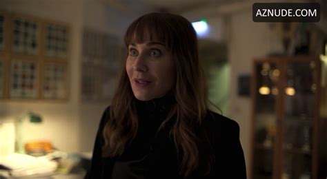 CFNM BARE ASS Video 148 ThisVid