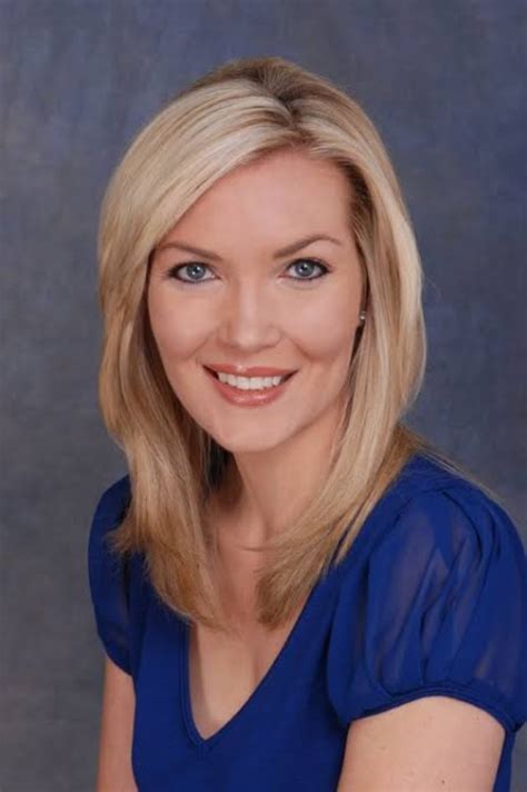 PHOTO Some Men Think Nicole Mitchell Is A Hot Politician Even Though She Broke Into Someone S House