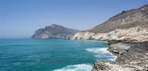 BEST BEACHES IN OMAN – A GUIDE TO EXPLORE THE OCEAN OMAN OFFERS - Rent a Car in Muscat, Salalah ...