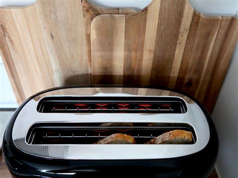 Smeg Toaster Review » ArielleDannique