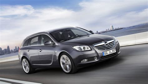 Opel Insignia Sports Tourer The New Wagon In Elegant Sportswear