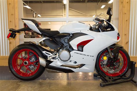 Ducati Panigale V White Rosso Livery Mss Motorsports Ug