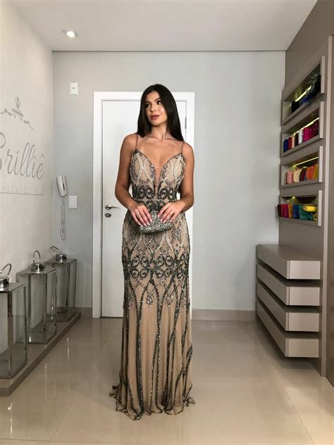 LOCAÇÃO Vestido Bordado Nude e Chumbo Brilliê