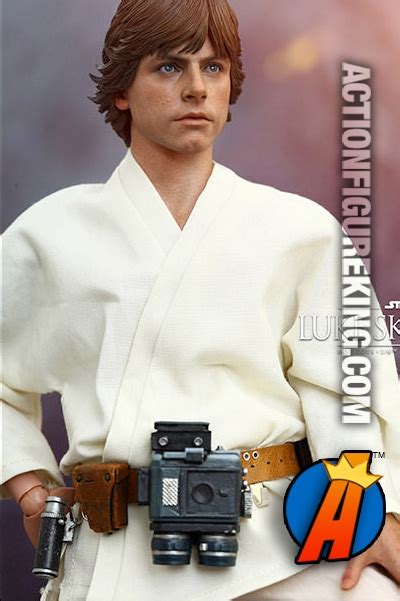 Star Wars Luke Skywalker Sixth Scale Action Figure From Hot Toys