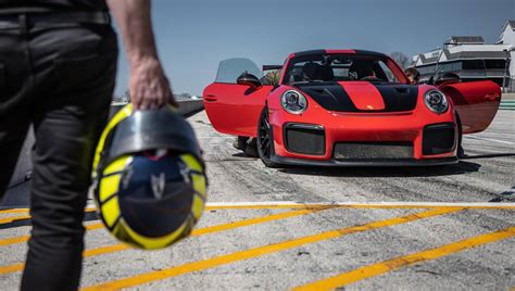 Porsche 911 GT2 RS Sets Record At Road America CarSession