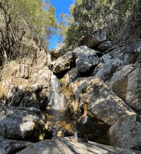 Cachoeira Quebra Ossos E Bicame De Pedra Alcateia Trekking