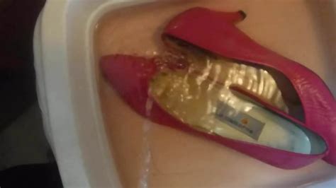 Pissing Pink Heels Fm Jackandcoke P Gay Man Porn XHamster