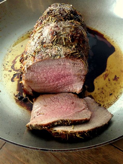 Roast Eye Of Round Beef With Thyme And Rosemary The Mom 100 Recipe