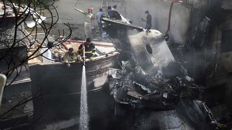 Pakistani Airliner Crashes In Karachi Cnn