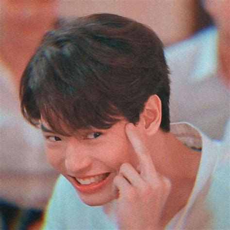 Pin By On S Meme Faces Cute Gay Couples Gmmtv Actors