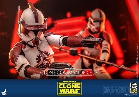 Hot Toys星球大战克隆人战争克隆人指挥官福克斯1 6 比例收藏级人偶 胸前独特纹章再现 酷玩潮CHAO