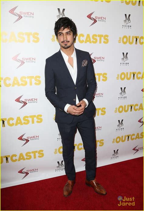 Victoria Justice And Avan Jogia Premiere Their New Film The Outcasts In