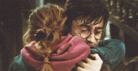 Harry Potter And Hermione Granger Hug