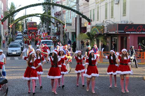 Desfiles De Natal Iniciam Neste S Bado Em Lajeado Grupo A Hora