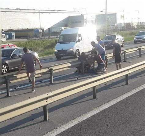 Accident Pe Autostrada Bucure Ti Pite Ti Un R Nit Luat Cu Elicopterul