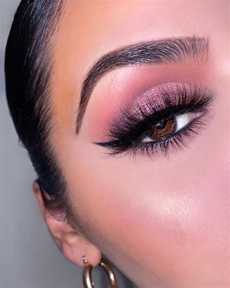 Stylegps 10 Ideas For Pink Smokey Eye Pink Eyeshadow Eyeshadow Looks