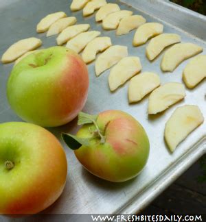 Freezing apples! Which to freeze? Do you add lemon? Inquiring minds ...