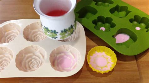 Easy Diys Soap Making Melt And Pour Flower Soap For Bathroom Decoration