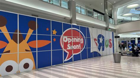 Toys R Us officially opens at Mall of America - Bring Me The News