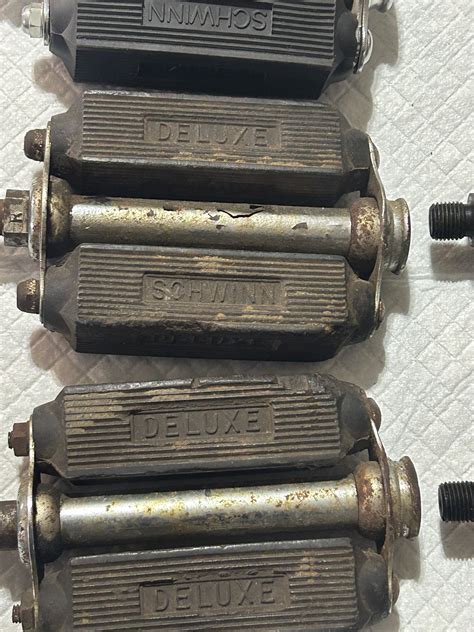 Original Schwinn Deluxe Pedals | Sell - Trade: Bicycle Parts ...