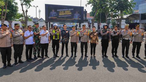 Pengamanan Nataru Personel Polrestabes Surabaya Dibekali Bodycamp Saat