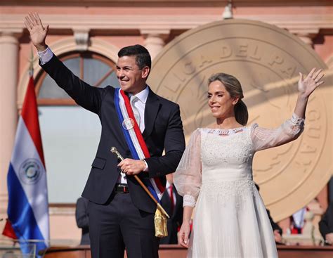 Santiago Peña Sworn In As Paraguay s President Pledges To Work For