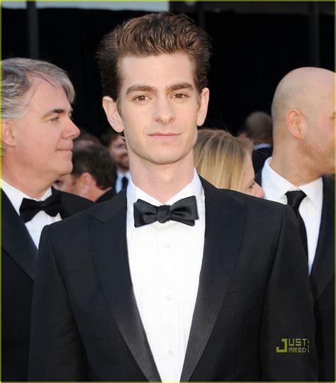 Andrew Garfield Oscars 2011 Red Carpet Photo 2523627 2011 Oscars