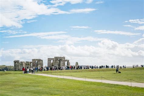 London to Stonehenge Tour 2025 • Best Deal Online