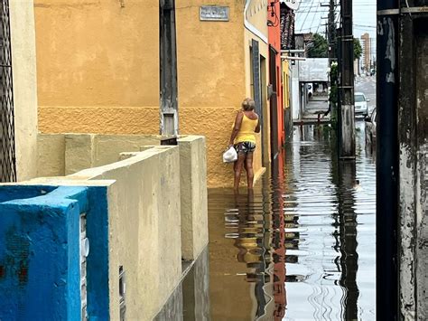 Primeiro Dia De Tem Chuvas De At Mil Metros No Rio Grande Do