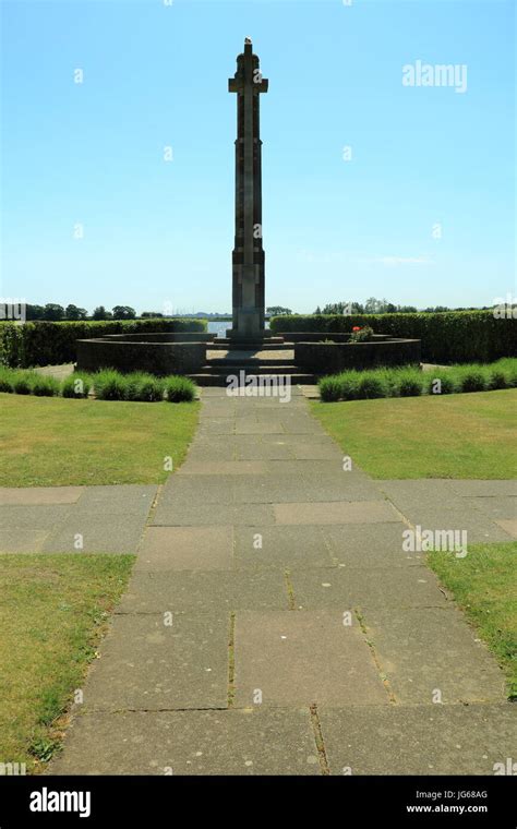 War Memorialpoole Parkdorsetuk Stock Photo Alamy