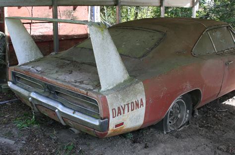 Barn Find 1969 Dodge Daytona Charger Discovered In Alabama Hot Rod