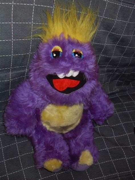 Vintage 1988 Mr Munch Monster Chuck E Cheese Showbiz Pizza Purple Plush