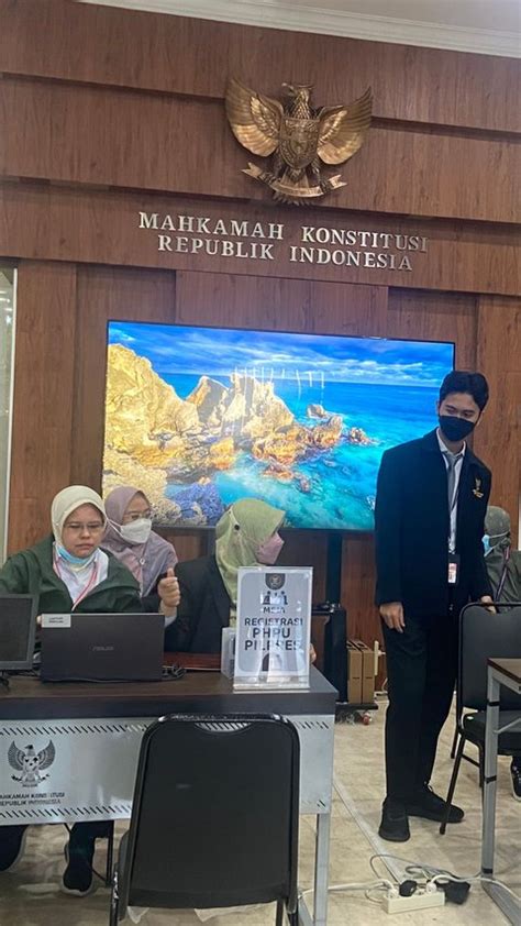 Mk Panggil Muhadjir Airlangga Sri Mulyani Hingga Risma Ke Sidang