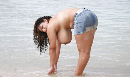 Thick Hangers And Floppy Breasts ZB Porn